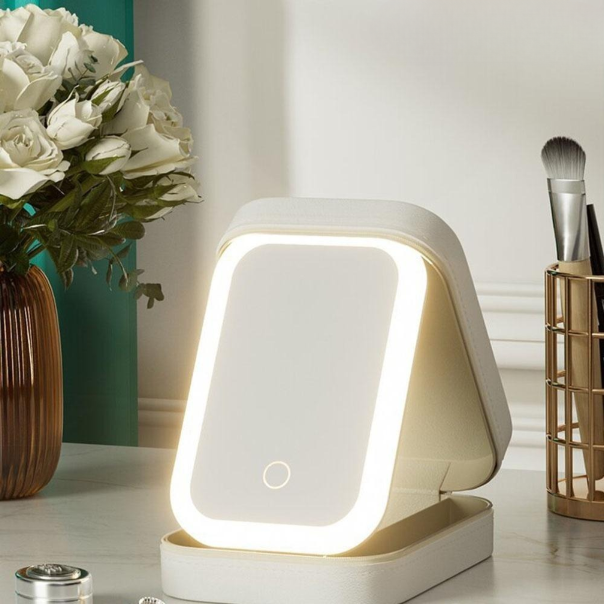 GlamView™ Folding Makeup Mirror