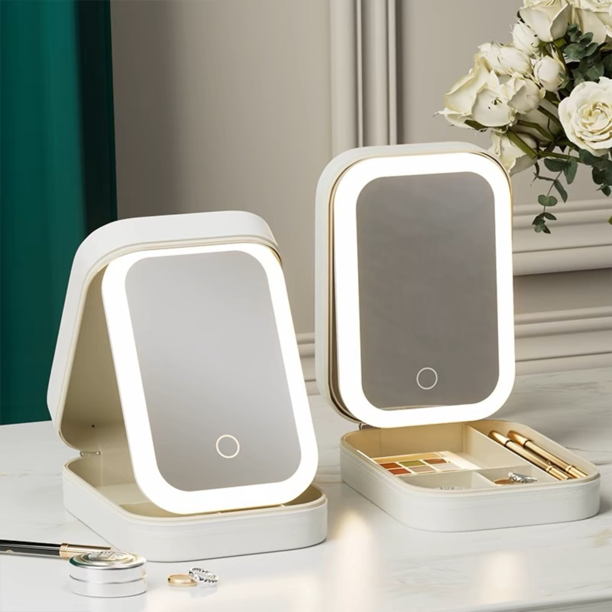 GlamView™ Folding Makeup Mirror