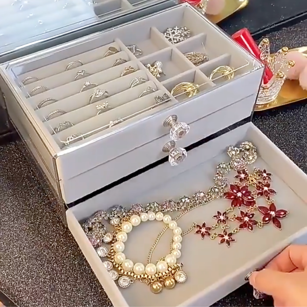 GlamBox™ Acrylic Jewelry Box
